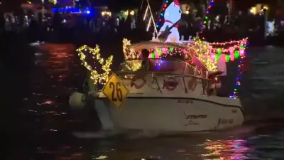 Fun and holiday cheer at Seminole Hard Rock Winterfest Boat Parade
