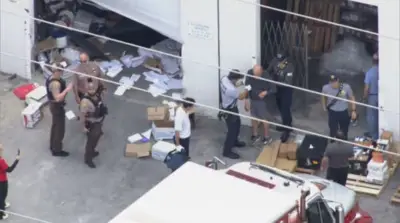 Car hits building’s garage in SW Miami-Dade; no injuries reported