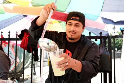 These street vendors used their aguas frescas to fight tear gas at anti-ICE protests