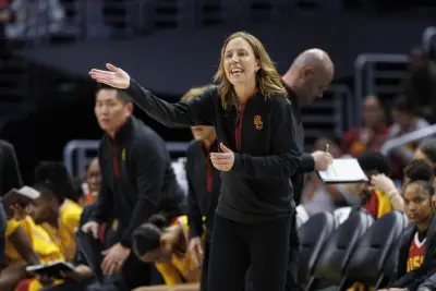 USC coach Gottlieb weighs in on Brown shooting: 'It's the guns'