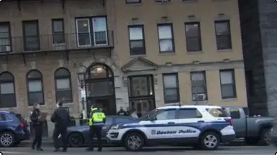 Boston police respond to person shot in Beacon Hill