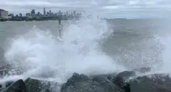 Dangerous swimming, boating conditions at Lake Michigan beaches; 7-foot waves possible: NWS