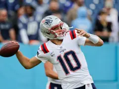 Patriots 10, Titans 10 (2nd): Drake Maye leads game-tying drive
